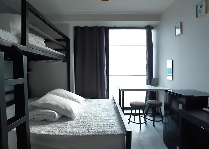 Sinchon Cooing Guesthouse