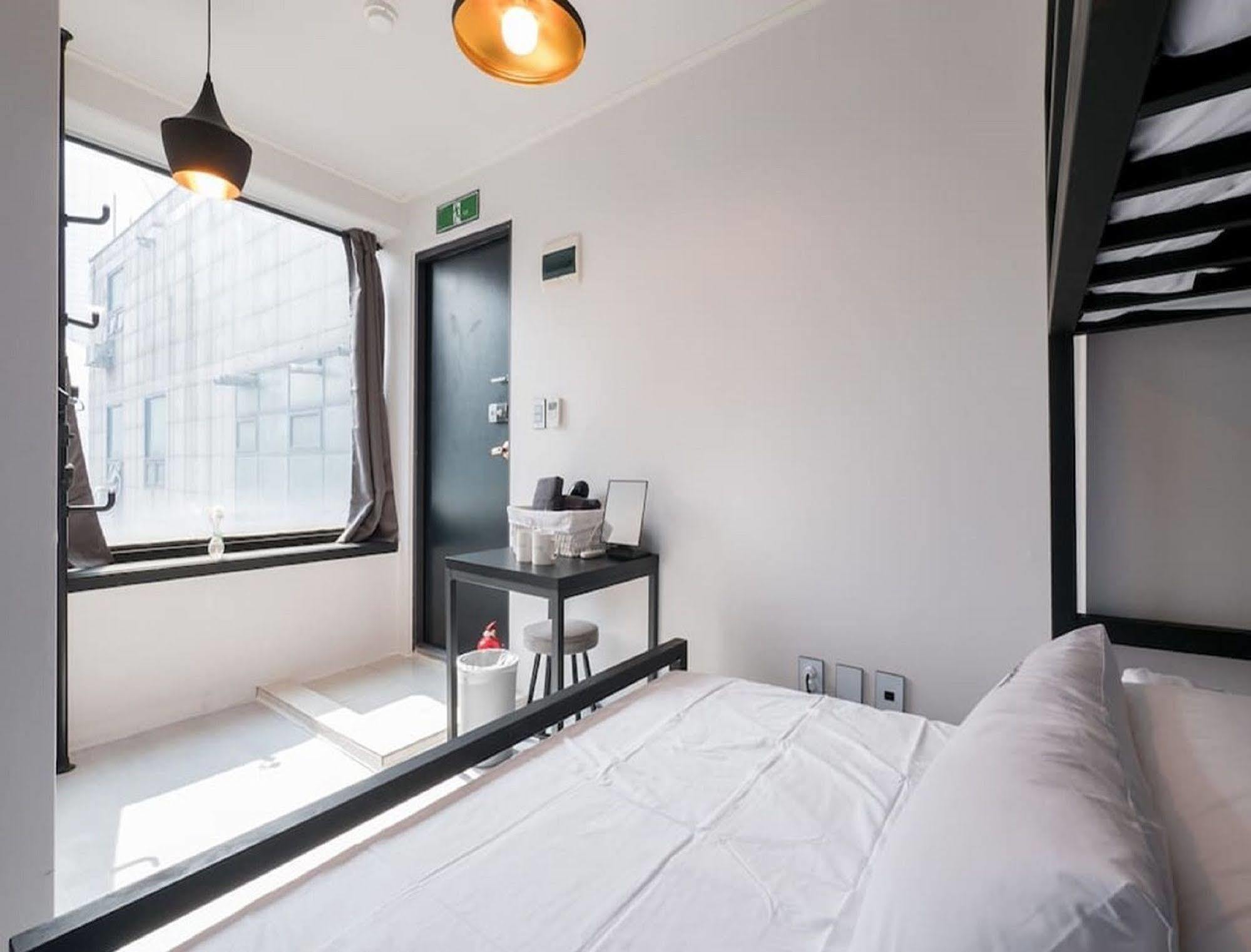 Rumah tetamu Sinchon Cooing Guesthouse Seoul