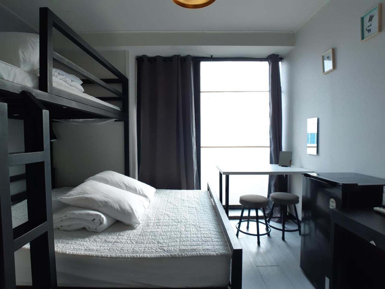 Sinchon Cooing Guesthouse Guest house 2*