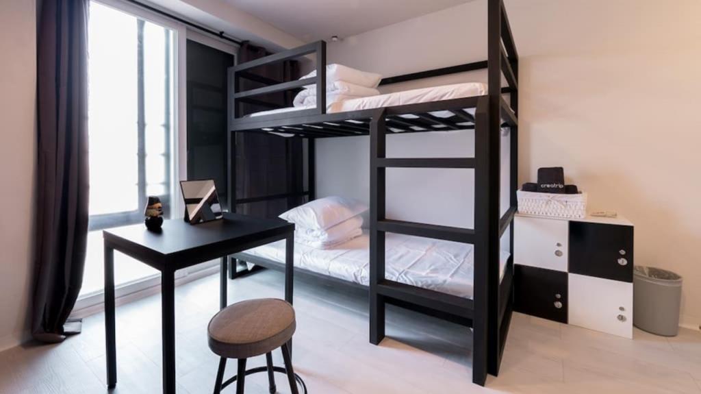 Sinchon Cooing Guesthouse Seoul